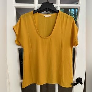 ⭐️ Lush short sleeve blouse